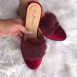 Forever Wine Velvet Faux Fur Slide In Mule Loafer